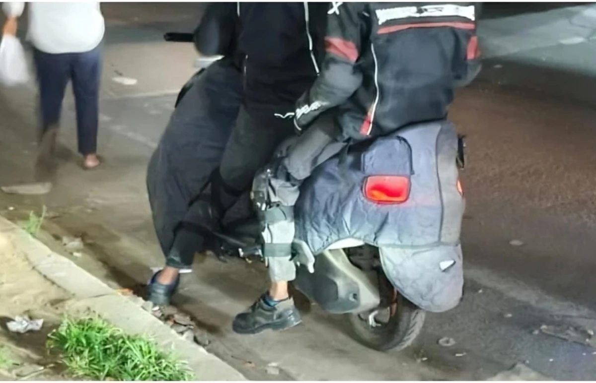 The upcoming Ather scooter based on the EL platform has been seen undergoing tests. Featured Image